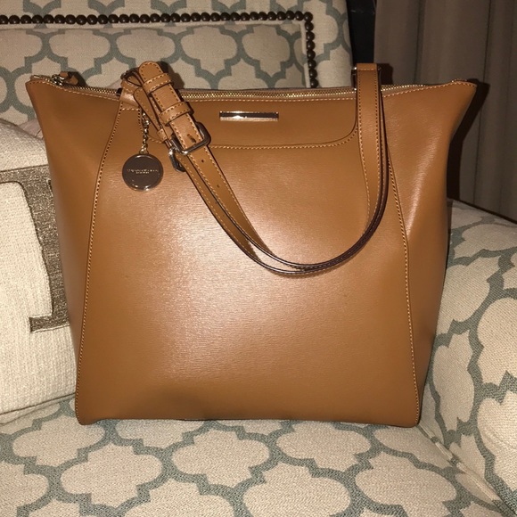 Brand New - Donna Karan NewYork Tote w/ Dust Cover - Picture 5 of 8